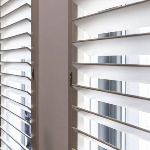 simple-lifestyle-interiors-shutters